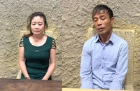 Cặp vợ chồng lừa đảo mua bán ô tô bị bắt