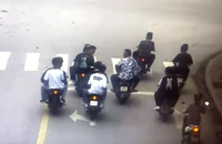 Thanh Hóa: Công an triệu tập 37 thanh thiếu niên đánh võng, vượt đèn đỏ