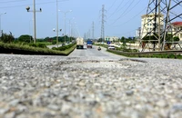 Thanh Hoá: Tuyến đường đầu tư hơn 800 tỉ bị bong tróc, lún