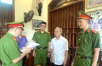 Nguyên bí thư, chủ tịch, cán bộ địa chính xã bị bắt vì 'bùa phép' trong bồi thường đất