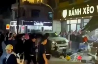 Thanh Hóa: Công an xác minh vụ ô tô 7 chỗ lao vào cửa hàng ăn rồi rồ ga bỏ chạy