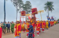 Độc đáo lễ hội cầu ngư ở làng biển có lịch sử gần 400 năm