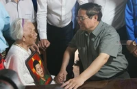 Thủ tướng Phạm Minh Chính thăm Mẹ Việt Nam Anh hùng 102 tuổi ở Quảng Trị