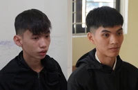 2 thanh niên giả công an chặn người đi đường, yêu cầu bỏ tiền vào cốp xe