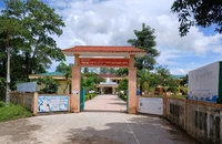Vận động 75 học sinh trở lại lớp sau vụ nghi ngộ độc do bữa ăn sáng ở trường