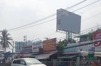 Xử lý hàng loạt bảng quảng cáo ngoài trời không thông báo nội dung