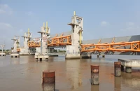 Dự án ngăn triều khổng lồ ở TP.HCM vẫn bế tắc phương án vốn