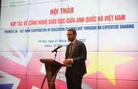 Vương quốc Anh cam kết hỗ trợ công nghệ giáo dục với Việt Nam