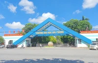 Đình chỉ công tác giảng viên bị tố quấy rối nữ sinh