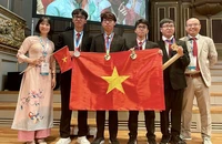 Việt Nam đoạt 3 huy chương Vàng tại Olympic Hóa học Quốc tế 