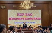 Phó Thống đốc Ngân hàng Nhà nước: Năm 2024 sẽ không còn lãi suất cao nữa