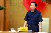 Phó Thủ tướng đốc thúc tiến độ xây dựng các nghị quyết trình Quốc hội về đất đai
