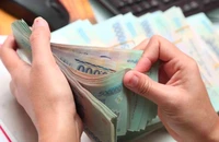 Ủy ban chứng khoán xử phạt doanh nghiệp 'hô biến' lỗ thành lãi