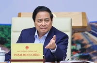 Đẩy nhanh tiến độ thi công các tuyến đường bộ cao tốc cần đi đôi với chất lượng