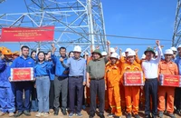 Thủ tướng: Phải hoàn thành đường dây 500 kV Lào Cai-Vĩnh Yên vào ngày 19-8