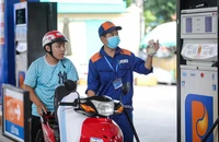 Giảm thuế môi trường với xăng dầu về bằng 0: Cần thiết và hợp lý