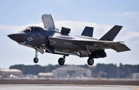 Lầu Năm Góc ngừng nhận lô tiêm kích tàng hình F-35 vì động cơ có hợp kim từ Trung Quốc 