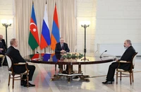 Lãnh đạo Azerbaijan và Armenia cùng hội đàm với ông Putin, nhất trí đối thoại