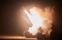 VIDEO: 'Bất ngờ' trong đêm của Ukraine