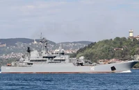 Ukraine đánh chìm tàu đổ bộ Nga ở Crimea 