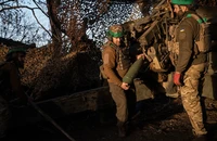 Rút khỏi loạt cứ điểm ở Donbass, Ukraine đang tính toán gì? 