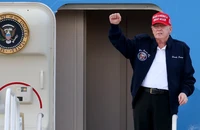 Chiến đấu cơ F-16 Mỹ chặn máy bay xâm nhập gần tư dinh của ông Trump