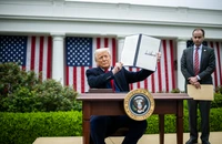 Thuế đối ứng của ông Trump và bài toán được mất 