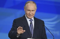 Ông Putin nói gì về đề xuất của Ukraine ngừng tấn công mục tiêu dân sự?