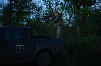 Chiến sự Nga-Ukraine 19-6: Ông Putin mong cuộc chiến kết thúc sớm; Nga tuyên bố hạ hơn 1.300 lính Ukraine 