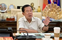 Trung Quốc gặp Campuchia và Thái Lan; Ông Hun Sen nói theo dõi sát việc ngừng bắn