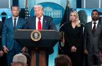 Ông Trump điều Vệ binh Quốc gia về thủ đô trấn áp tội phạm, nhắm một loạt TP khác 