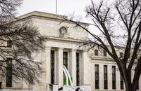 Fed hạ lãi suất, lần đầu tiên trong năm
