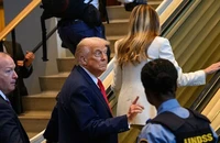 Liên Hợp Quốc giải thích chuyện thang cuốn, máy nhắc chữ sau khi ông Trump phàn nàn