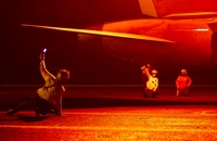 Vụ Iran bắn trực thăng Apache: Tehran đánh Hạm đội 5; Mỹ hoàn tất chiến dịch tấn công Iran