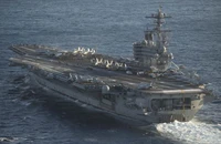 Tàu sân bay USS George Washington của Hải quân Mỹ. Ảnh: CNN