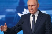 Tổng thống Nga Vladimir Putin phát biểu tại Diễn đàn Kinh tế Phương Đông 2022 ở thành phố Vladivostok (Nga) ngày 7-9. Ảnh: TASS