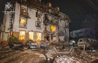 Chiến sự Nga-Ukraine 12-1: Nga nói hạ hơn 700 lính Ukraine; Ông Medvedev cảnh báo đòn hạt nhân 