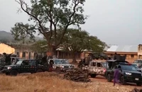 Nigeria: Các tay súng xông vào trường, bắt cóc hơn 300 học sinh
