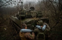 Chiến sự Nga-Ukraine 17-4: Nga nói hạ hơn ngàn lính Ukraine, biết nơi quân Kiev ẩn náu; Ông Zelensky báo động 'hết tên lửa'
