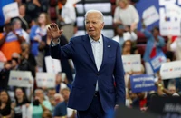 Tổng thống Biden tuyên bố tiếp tục cuộc đua tranh cử