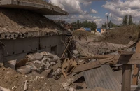 Chiến sự Nga-Ukraine 11-12: Gần 200 cuộc giao tranh; Ông Zelensky khoe loạt vũ khí mới