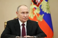 Vụ máy bay rơi khi sang Nga: Ông Putin xin lỗi; ông Zelensky thúc giục điều tra