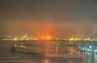 Chiến sự Nga-Ukraine 12-2: Ukraine tấn công đa lực lượng vào nhà máy lọc dầu Nga; Moscow nhắc đàm phán, đề cập thiện chí ngoại giao Thổ Nhĩ Kỳ