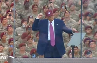 VIDEO: Ông Trump tái hiện điệu nhảy YMCA thương hiệu