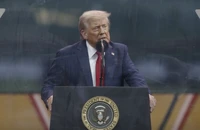 Ông Trump phát biểu trong lễ duyệt binh kỷ niệm 250 năm thành lập Lục quân Mỹ