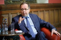 Anh triệu tập đại sứ Nga sau vụ tập kích tên lửa ở Kiev trúng cơ sở của London