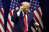 Ông Trump: Bà Melania không thích tôi nhảy, nói không ra dáng tổng thống