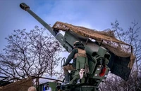 Chiến sự Nga-Ukraine 11-1: Ukraine tập kích kho dầu Nga; Chung cư tại Nga bị tấn công, nhiều người bị thương 