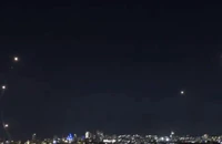 Đức-Anh-Pháp tuyên bố sát cánh cùng Mỹ đối phó Iran, London cho mượn các căn cứ 