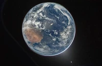 NASA công bố những hình ảnh đầu tiên tuyệt đẹp về Trái đất từ sứ mệnh Artemis II